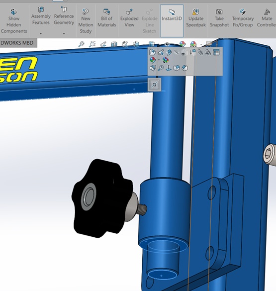symmetrical-mate-icon-in-solidworks-2016.jpg